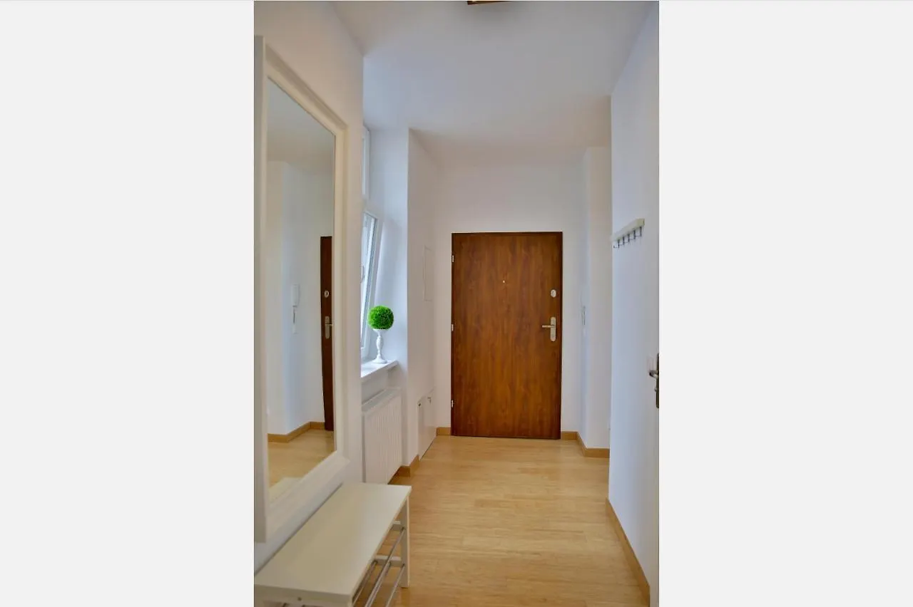 Wiener Eleganz L Lf33 Austria